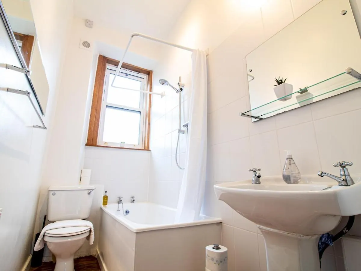 Pass The Keys Beautiful And Bright Georgian Style Morningside Apartment Edinburgh